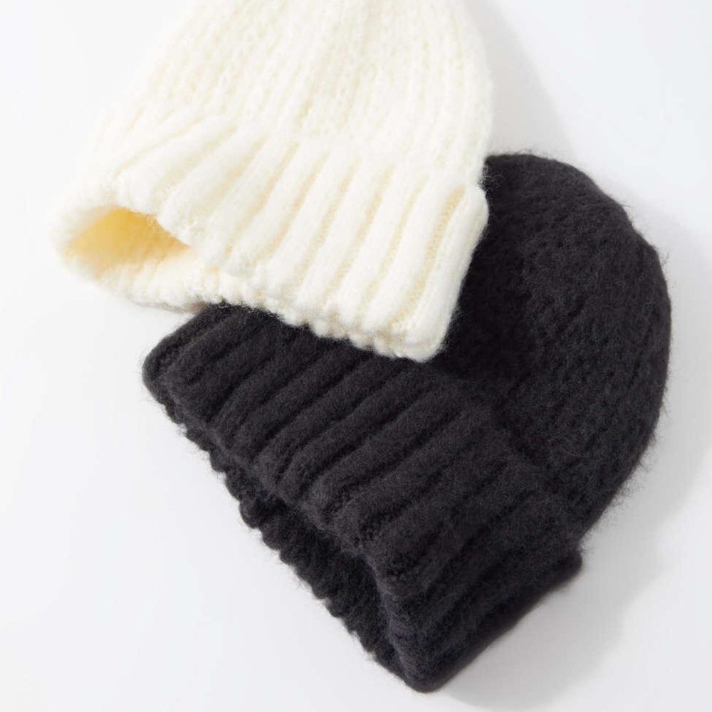🆕 UO Boucle Beanie